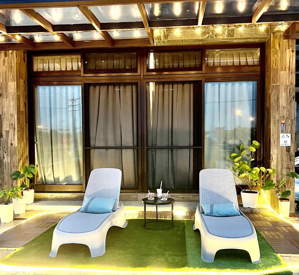 Xin Yi Bed & Breakfast Wujie Exterior photo